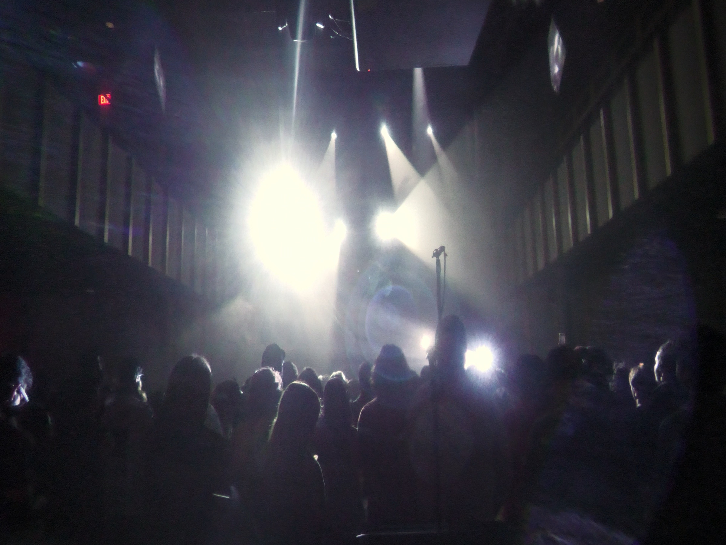 Beams over the crowd — Killswitch Memories tour, Dallas